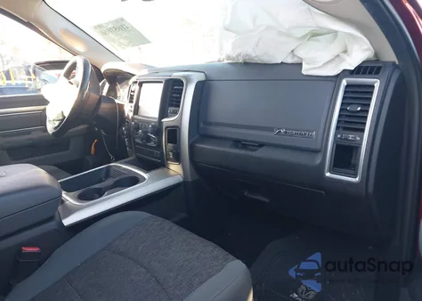 2018 Ram 1500 Big Horn 4X4 6'4 Box из США, поврежденный, VIN 1C6RR7GG7JS218622